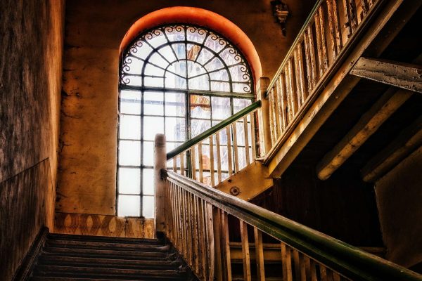The Body At The Bottom Of The Staircase